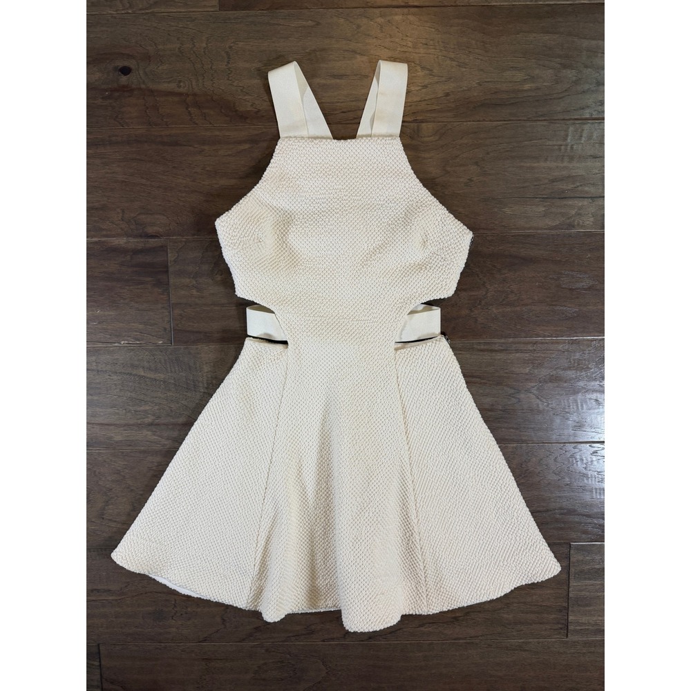 Elizabeth and James Cream Textured Cutout Fit and Flare Mini Dress Size 2 Ivory